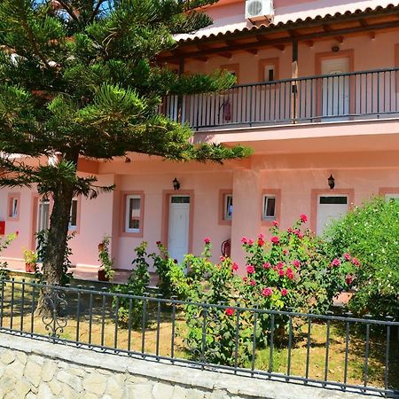 Appartement Red Rose Garden à Tsilivi  Extérieur photo