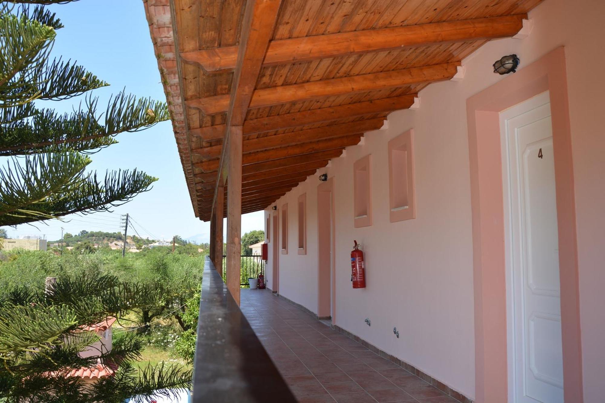 Appartement Red Rose Garden à Tsilivi  Extérieur photo